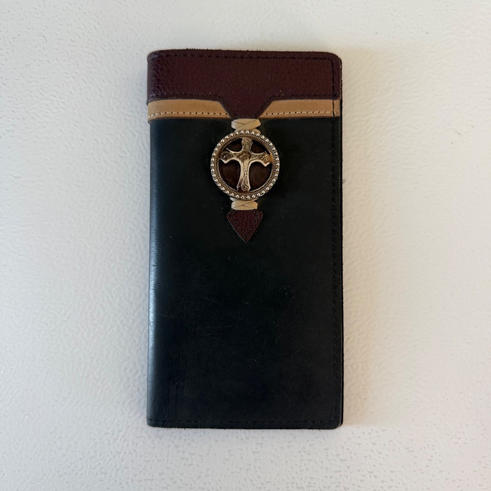 Texas Leather Manufacturing western rodeo wallet silver cross concho‎